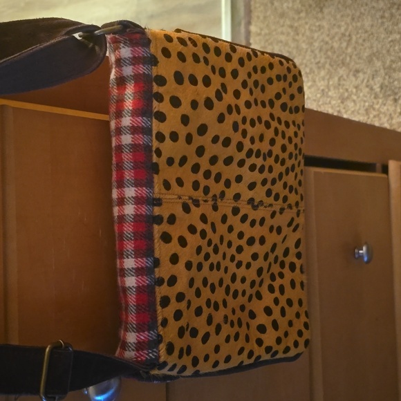 Panache cowhide crossbody ladies bag - Picture 4 of 8